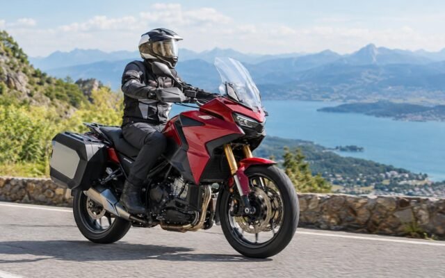 Honda DCT: Tehnologia care schimbă experiența mersului pe motocicletă. Transmisie automată, confort și control într-un singur sistem